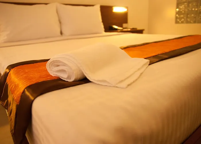 M Suites Hotel