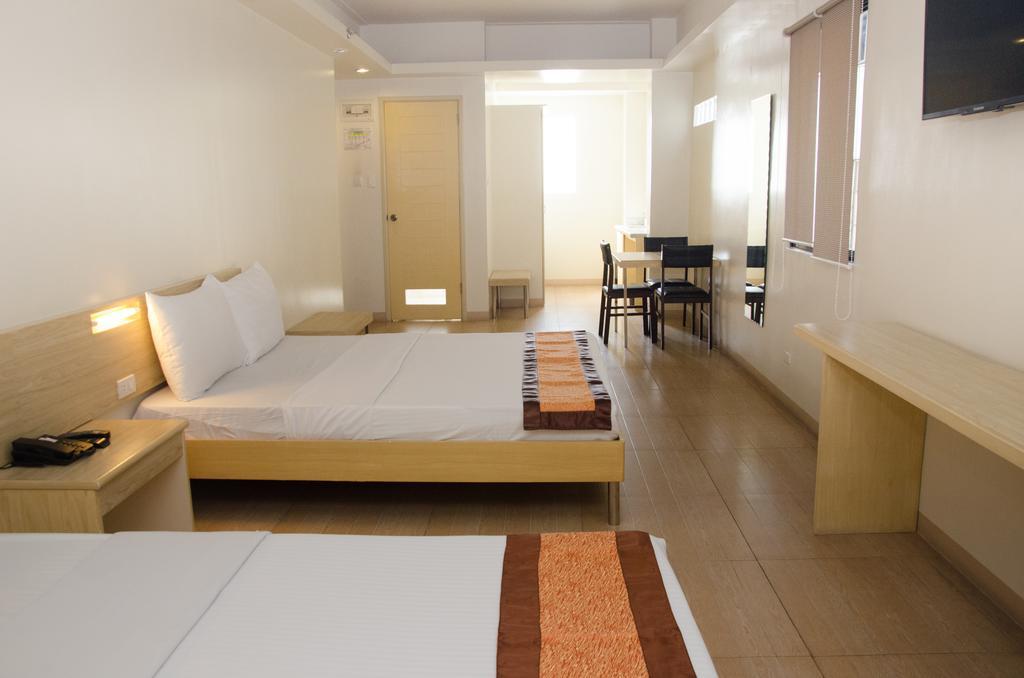 Hotel M