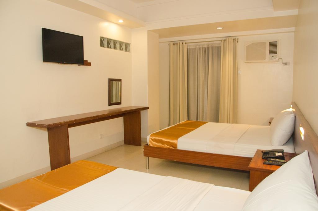 Hotel M 3*