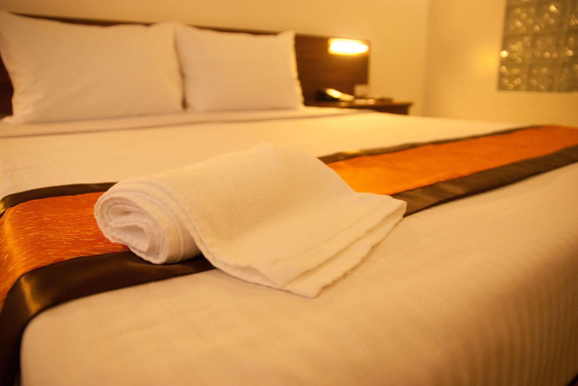 Hotel M 3*