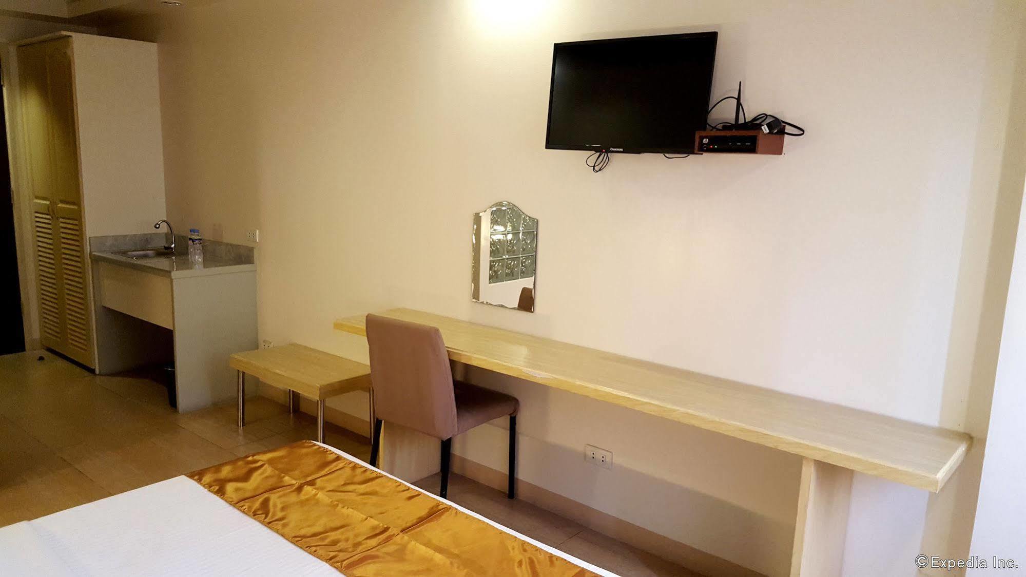 M Hotel 3*